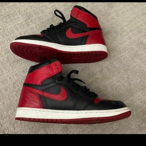 Air Jordan 1 Retro OG "Banned" 2016 - Picture 3 of 11